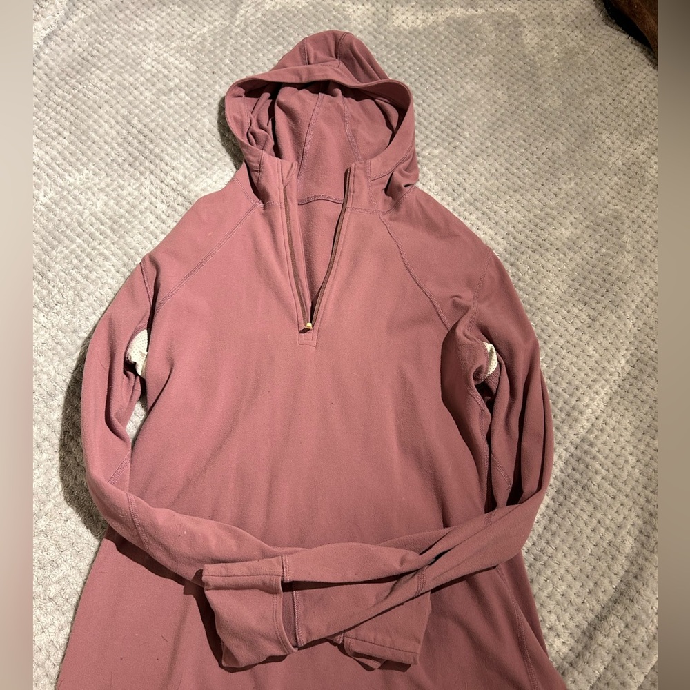 lululemon hooded 1/4 zip